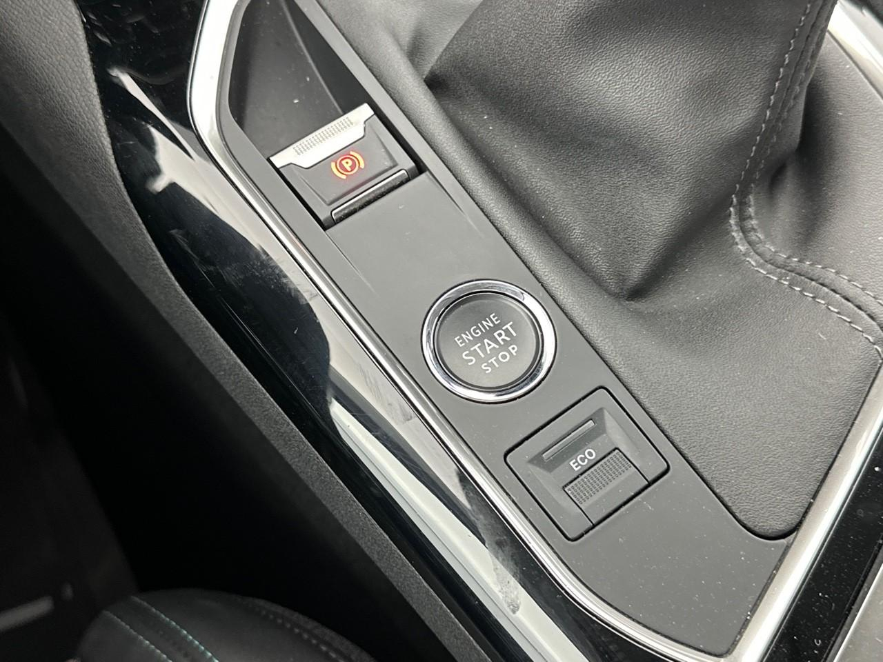 Peugeot 3008 puretech 130ch s&s bvm6 allure pack — photo 28