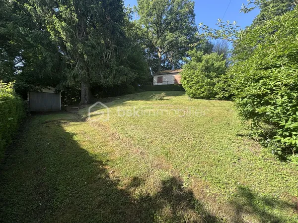 Terrain 1330 m²