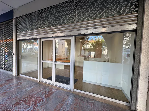 Local commercial - Beziers - 80 m²