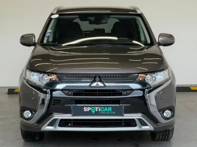 Mitsubishi Outlander phev twin motor business 4wd euro6d-t evap 5cv — photo 17
