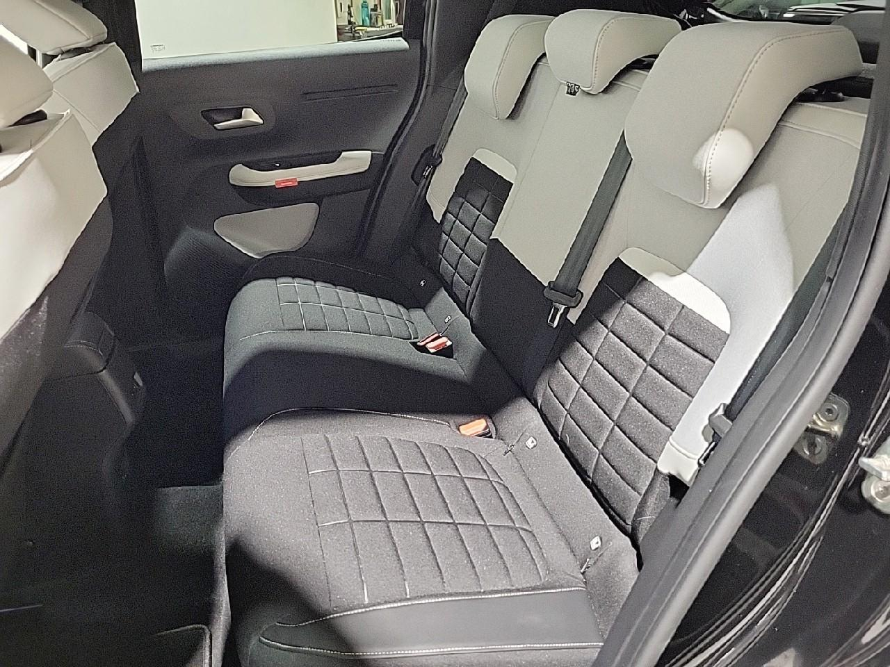 Citroën C3 hybride 110 ch automatique max — photo 13