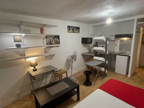 Studio Bail étudiant lumineux 170m place Arago