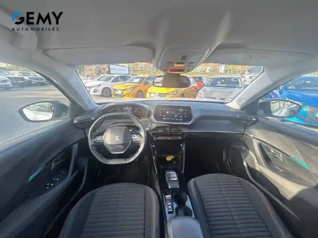 Peugeot 2008 electrique 136 ch — photo 42