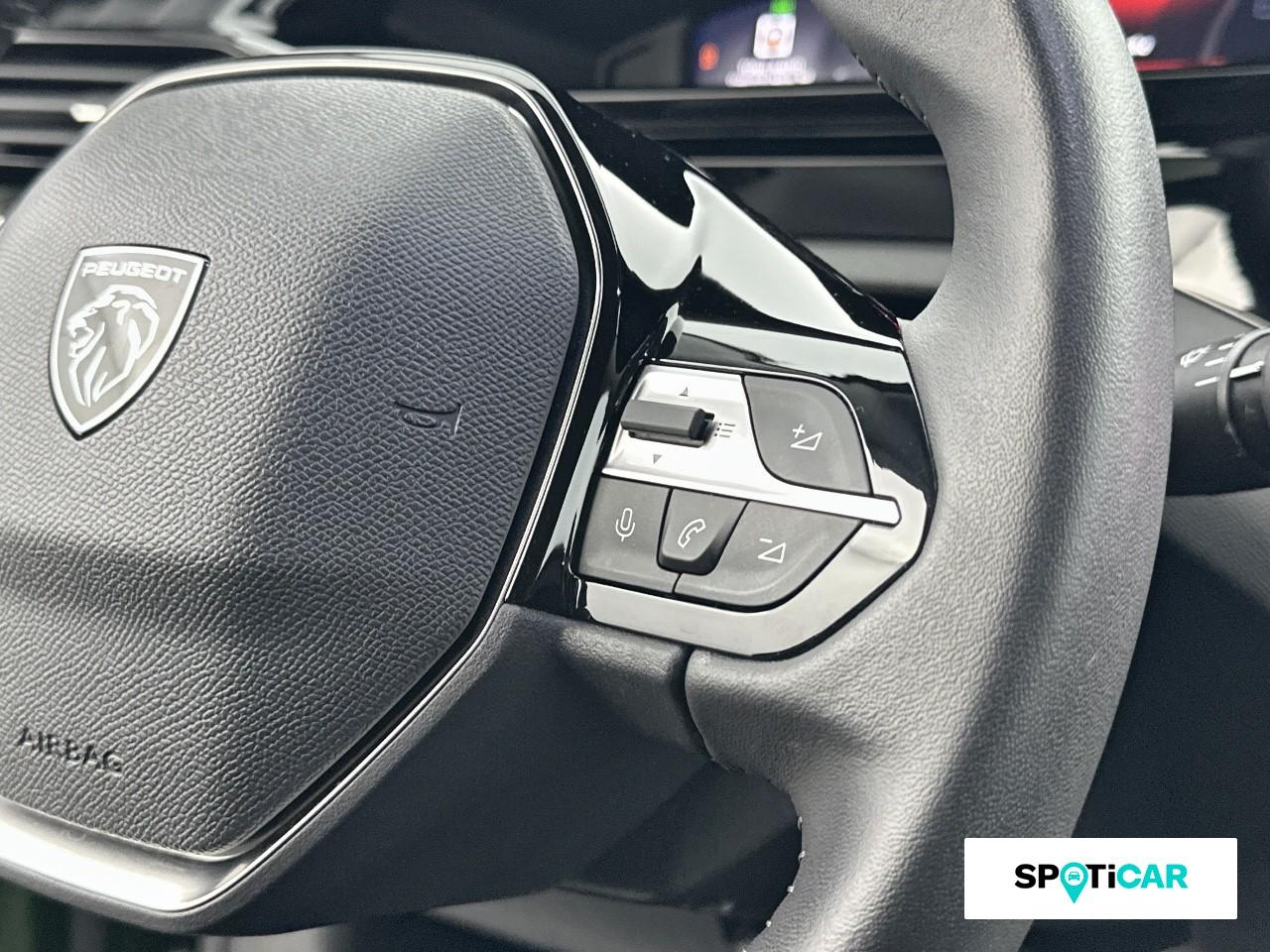Peugeot 308 1.2 puretech 130ch s&s allure — photo 18