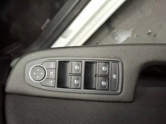Renault Clio tce 90 ch gsr2 — photo 18