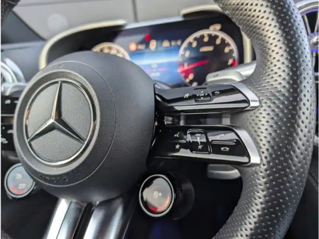 Mercedes Sl 63 4matic+ — photo 26