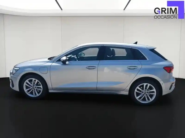 Audi A3 sportback 40 tfsie 204 s tronic 6 — photo 20