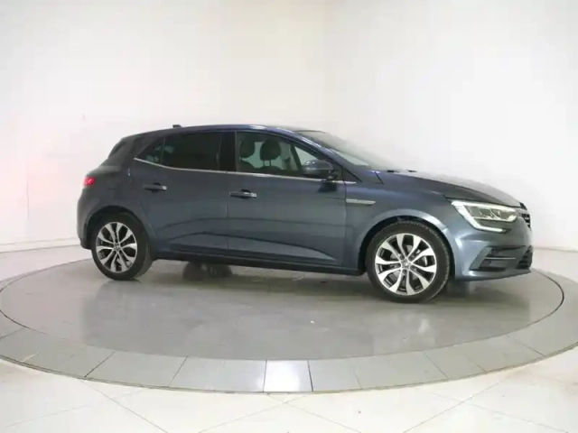 Renault Megane mégane iv berline tce 140 edc fap - 21n — photo 4