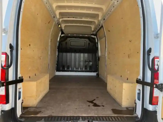 Renault Master fg f3500 l3h3 2.3 blue dci 135ch confort euro6e — photo 9