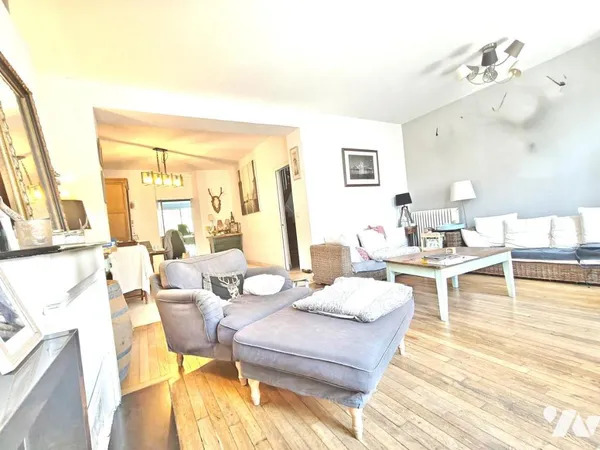 Maison 7 pièces 189 m²