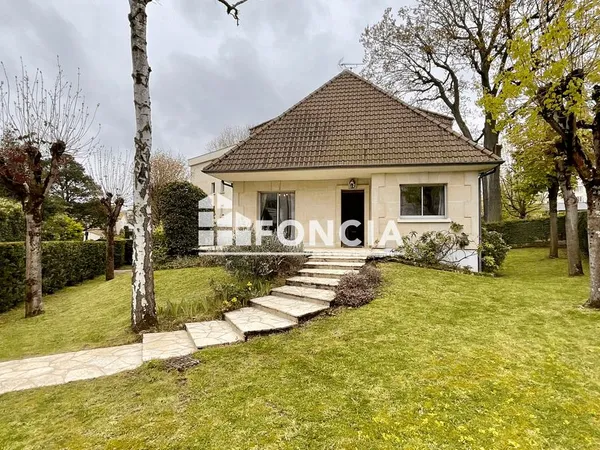 Maison de 5/6 pièces proche rer robinson