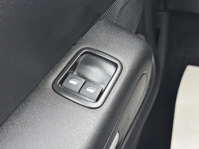 Citroën C3 bluehdi 100 ch bvm6 plus — photo 20