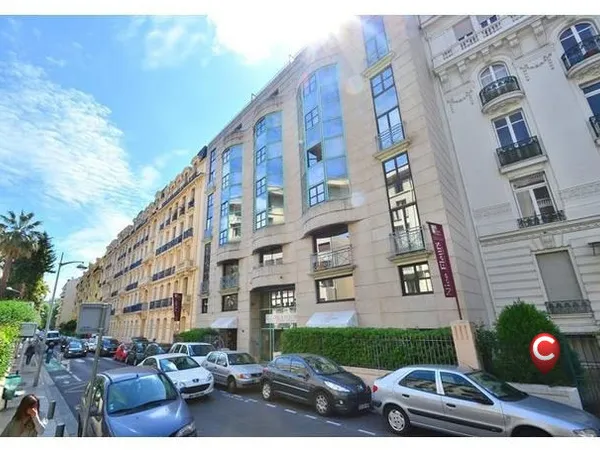 Parking - avenue des fleurs