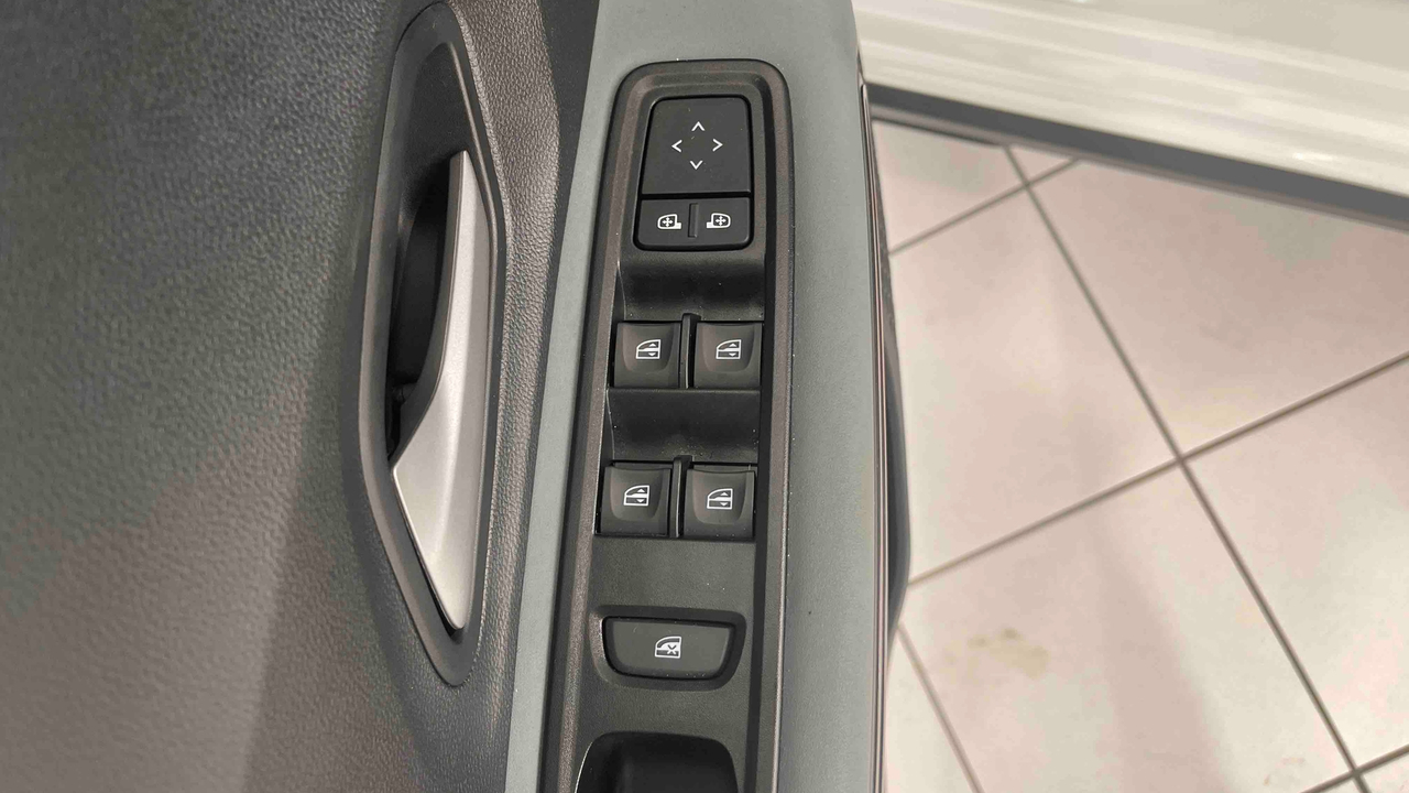 Dacia Sandero ECO-G 120 auto — photo 19