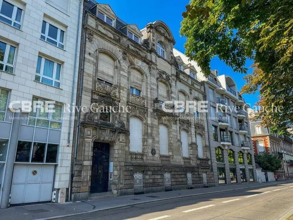 Bureaux 316 m²