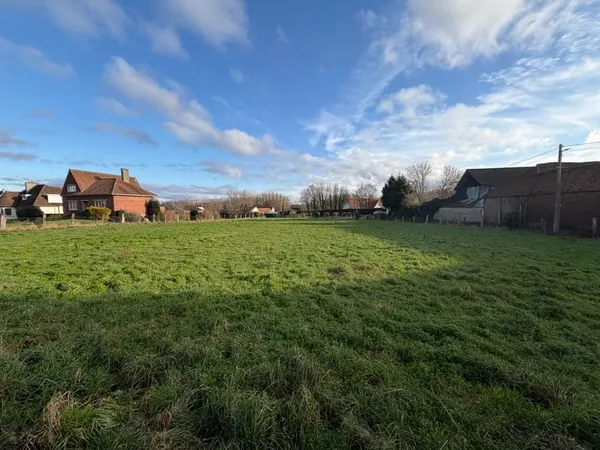 Et si votre future maison prenait racine ici ?