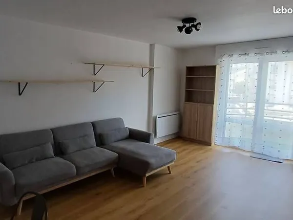 Location 2 pièces 51M2