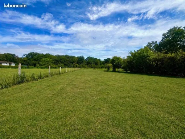 Terrain constructible 425 m² | Calme et proche A6 | Darvault