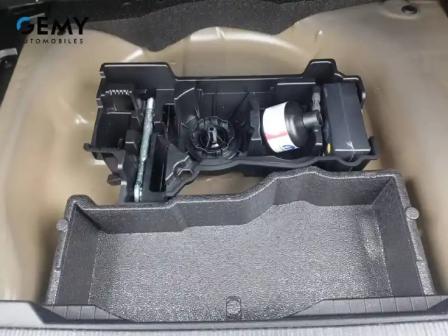 Peugeot 2008 puretech 100 s&amp;s bvm6 — photo 20