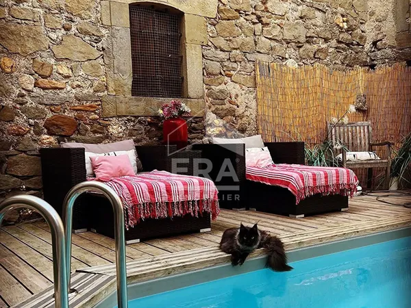 Maison 9 pièces 240 m²