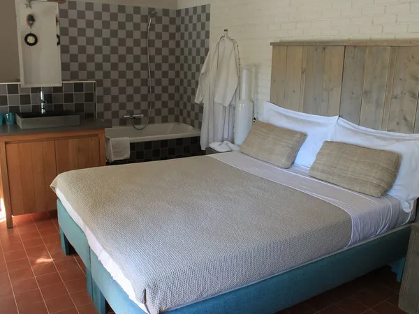 Chambre de 15m2 en colocation parmi 4 chambres