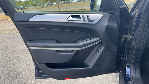Mercedes Classe GL 350 3.0 CDI V6 4Matic 258 - Excecutive – 2014 – 200991 km – Diesel – Boîte Automatique — photo 33