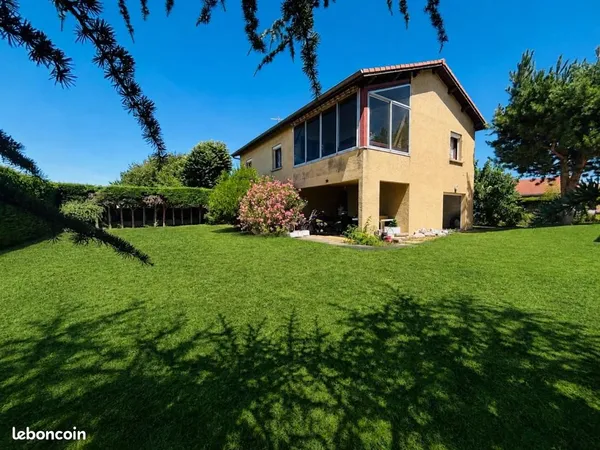 Maison 7 pièces 125 m²