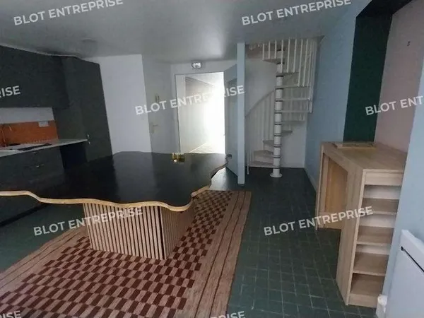 À LOUER - BUREAUX - 110 M² - NANTES