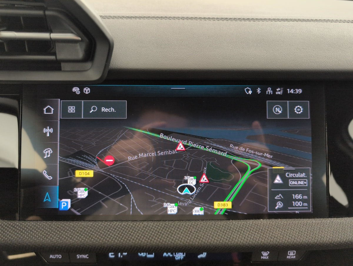 Audi A3 Sportback — photo 18