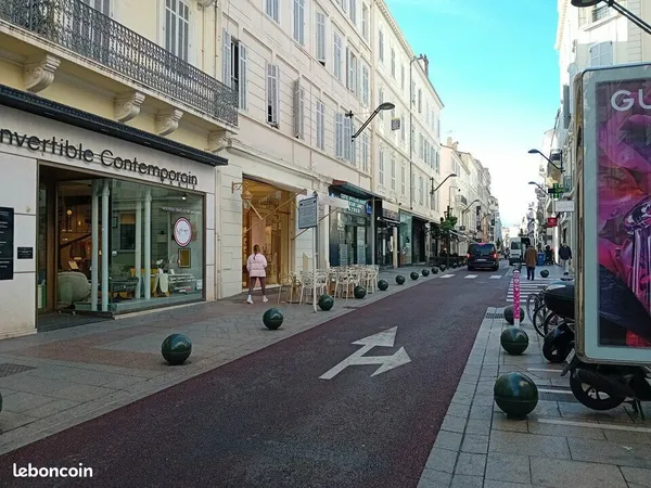 Local commercial 90 m² CANNES