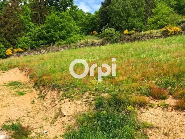 Terrain 562 m²