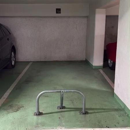 Parking/box PARIS