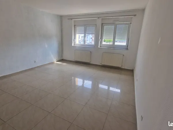 À louer - Appartement F3 de 85 m² à Freyming-Merlebach