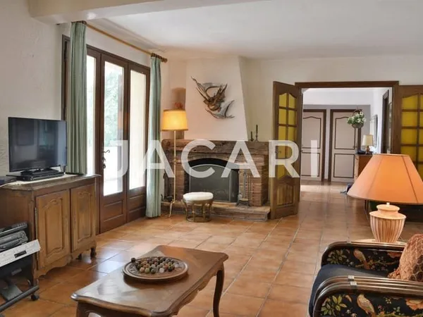 PEGOMAS - PROCHE CENTRE - MAISON A VENDRE