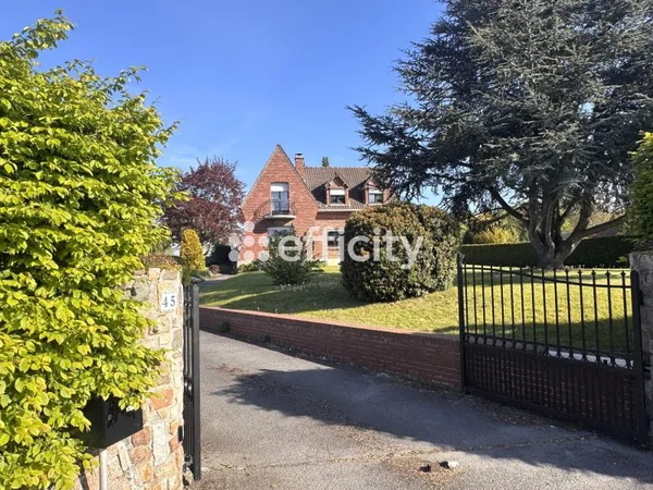 Maison 5 pièces 160 m²