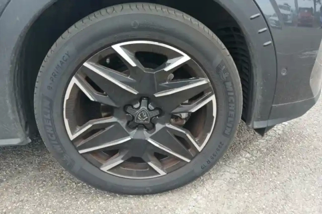 Peugeot 3008 hybrid 145 e-dcs6 — photo 14