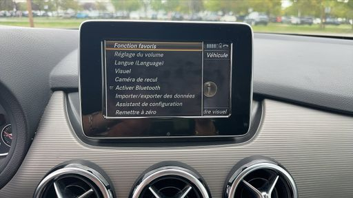 Mercedes Classe B 180 122 7G-DCT - Inspiration – 2018 – 89870 km – Essence – Boîte Automatique — photo 2