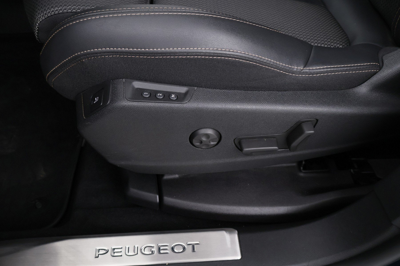 Peugeot 3008 — photo 13