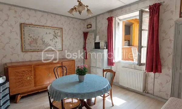 POITIERS - SAINT-CYPRIEN/TISON: ENSEMBLE IMMOBILIER DE 3 T2 + JARDIN
