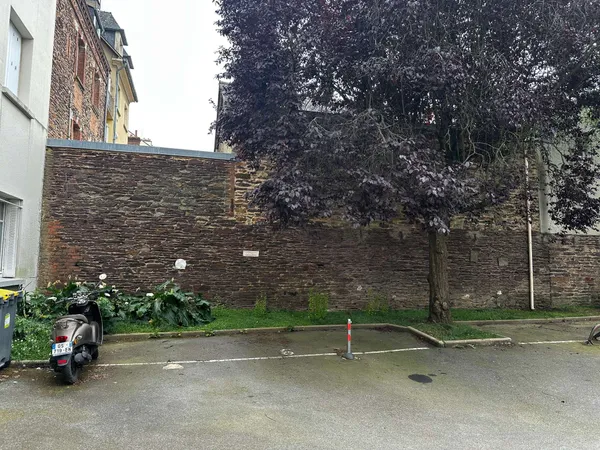 Garage/Parking 8 m²