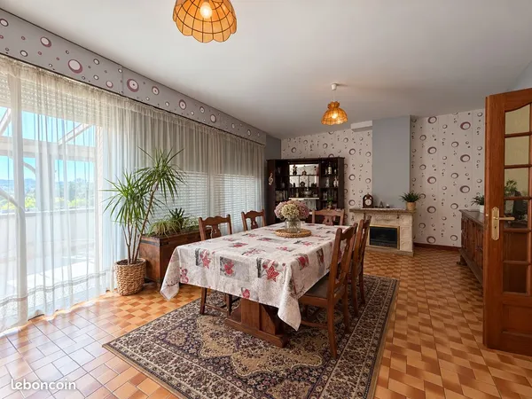 Maison 6 pièces 155 m²