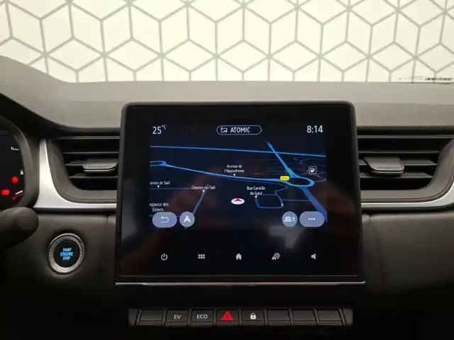 Renault Captur e-tech 145 - 21 — photo 19