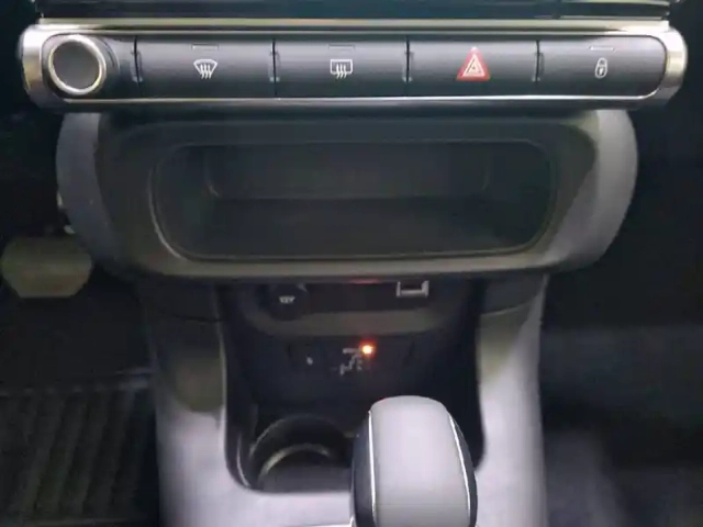 Citroën C3 puretech 110 s&amp;s eat6 — photo 24