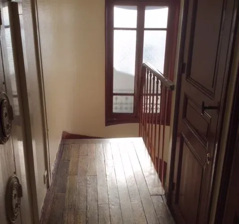 Appartement Type 2 pièces en dernier étage
