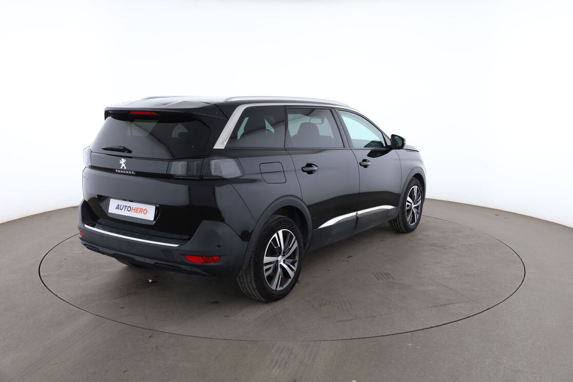 Peugeot 5008 1.5 Blue-HDi Allure — photo 5