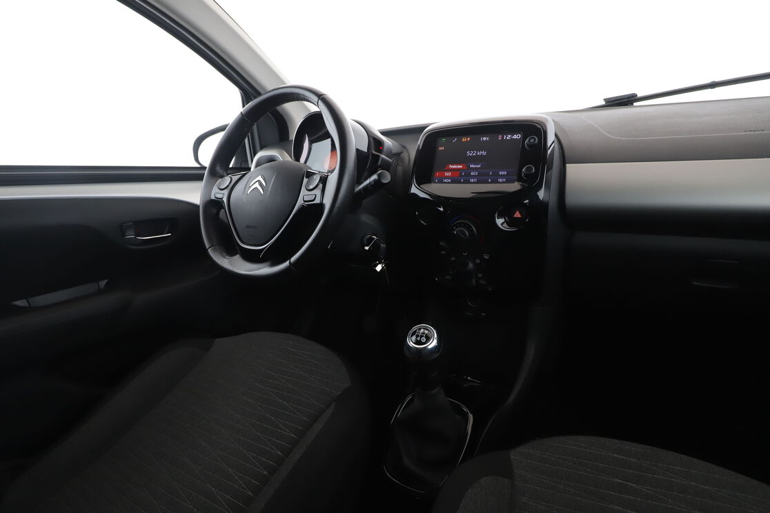 Citroen C1 1.2 PureTech Airscape Shine — photo 12
