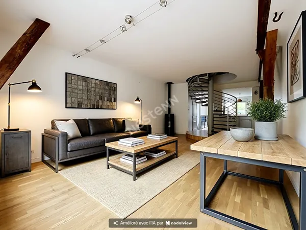 NANTES Jardin Des Plantes, Triplex avec 4 chambres, terrasse, place de parking et cave