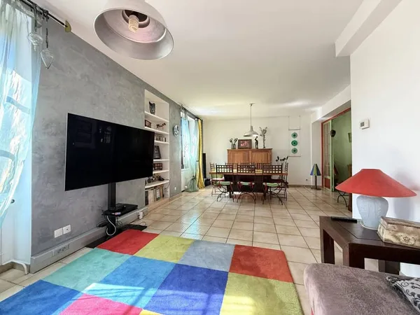 Maison 6 pièces 183 m²