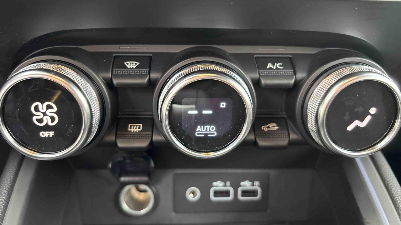 Renault Clio E-Tech full hybrid 145 ch GSR2 — photo 21