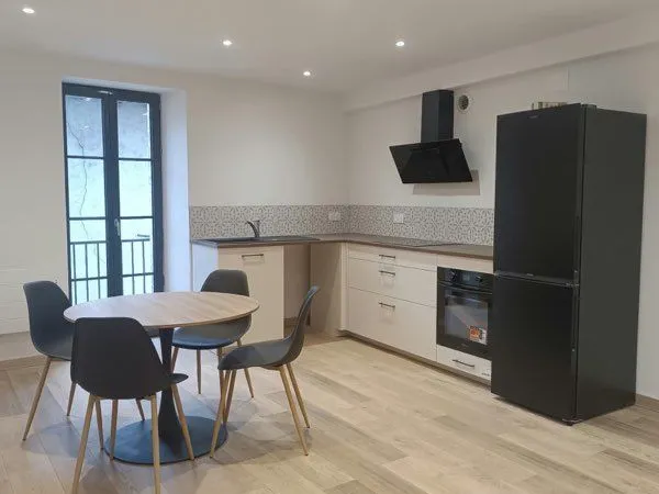 Appartement meublé rénové 62m2